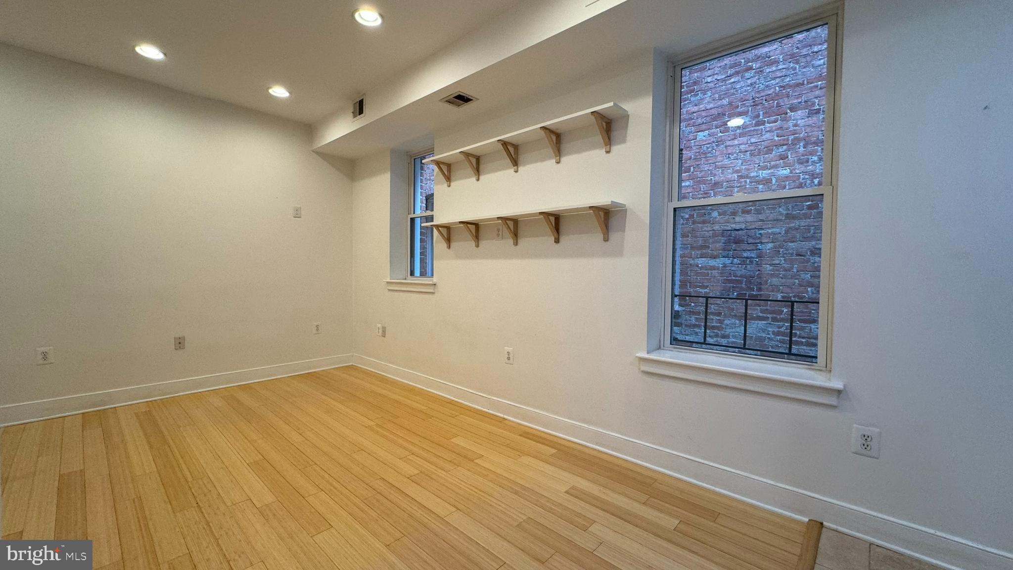1108 COLUMBIA ROAD NW 104