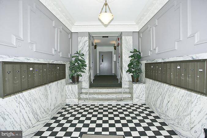 2145 CALIFORNIA STREET NW 105