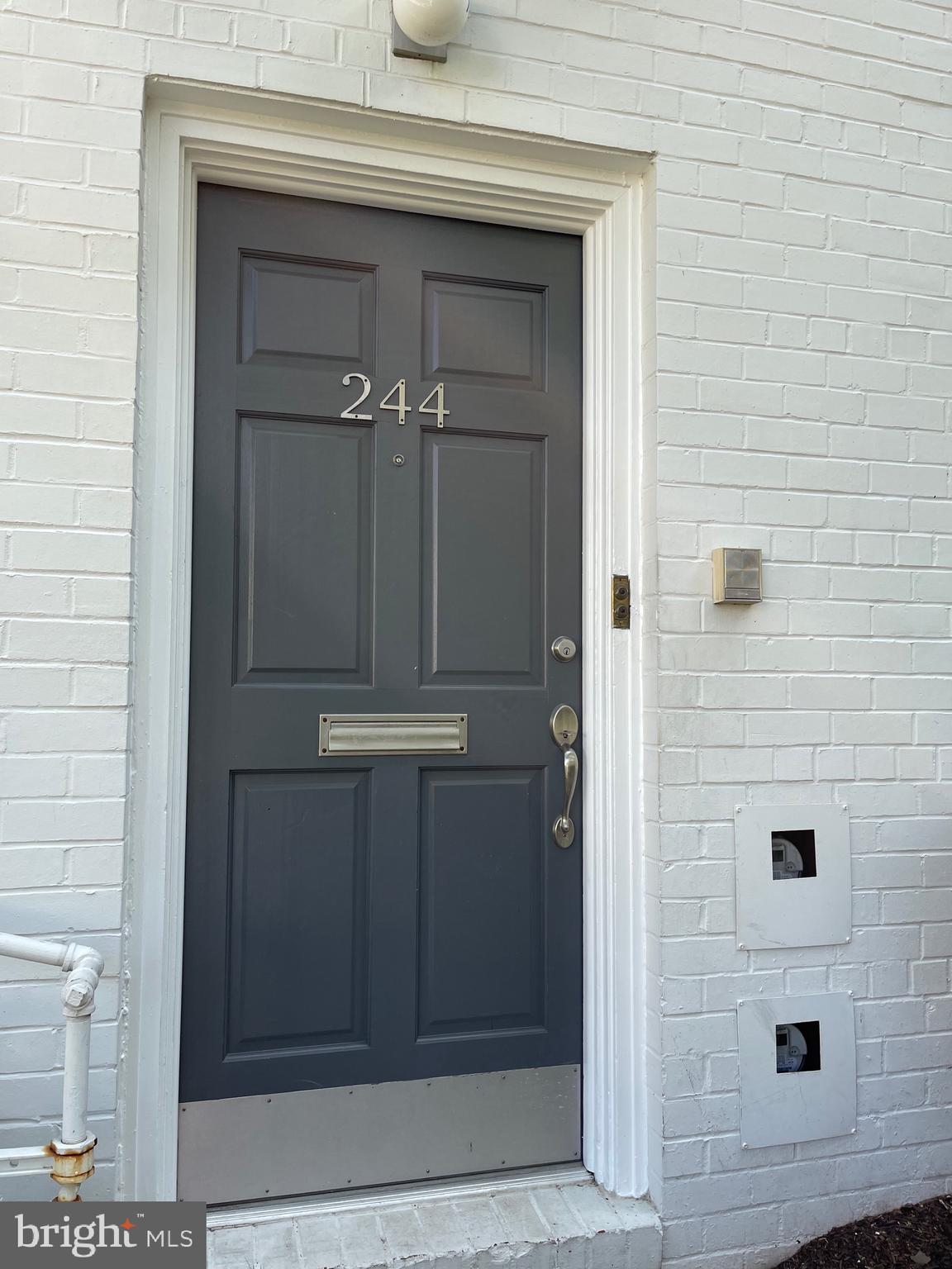 244 G STREET SW 130