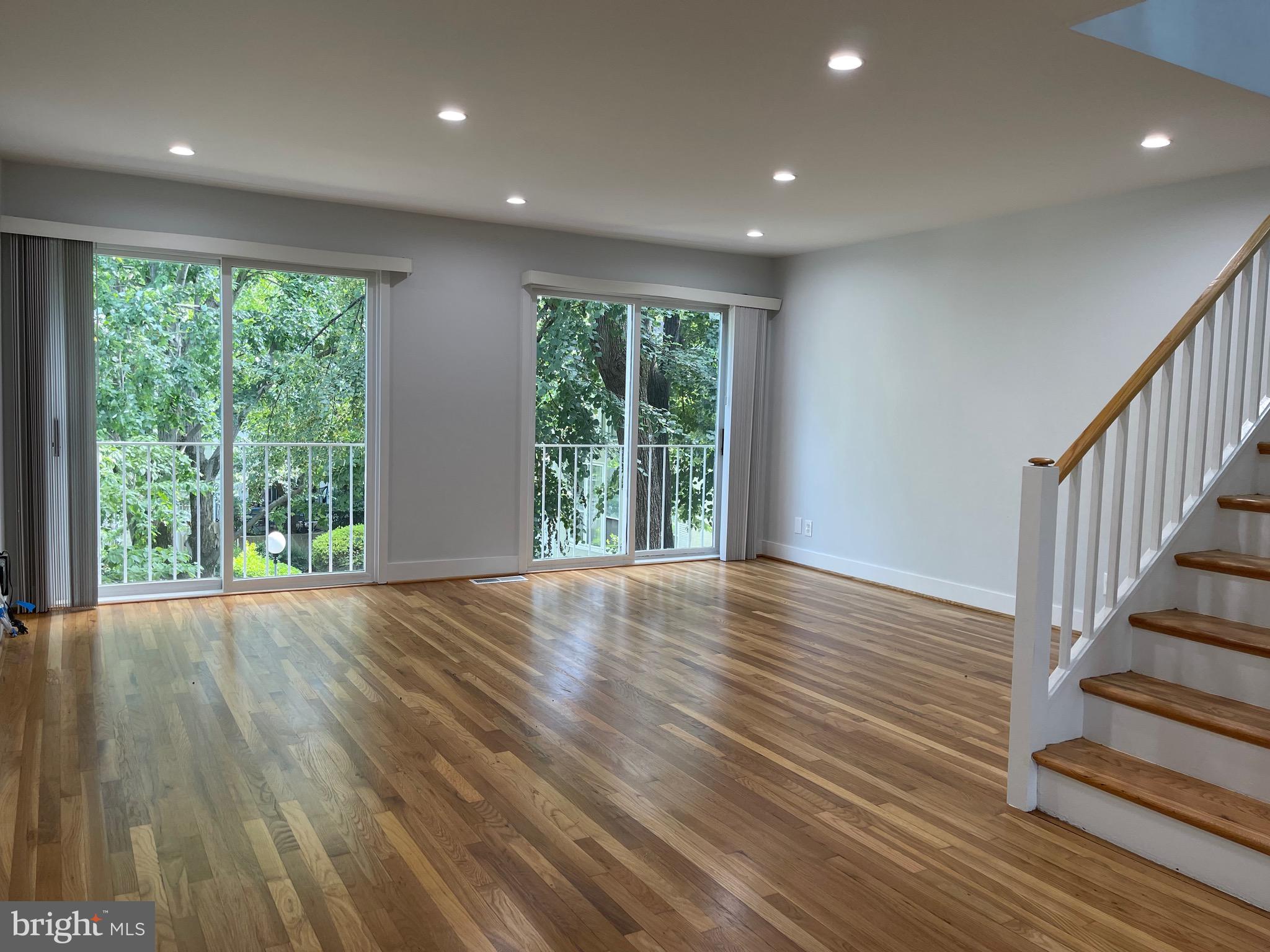 244 G STREET SW 130