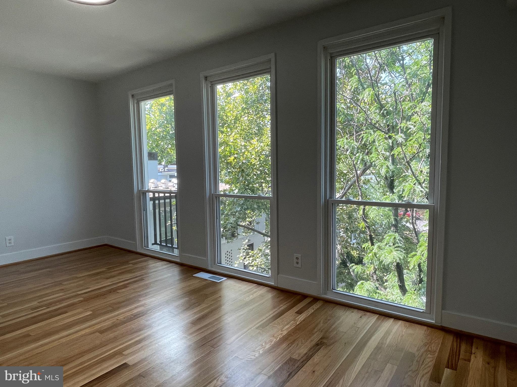 244 G STREET SW 130
