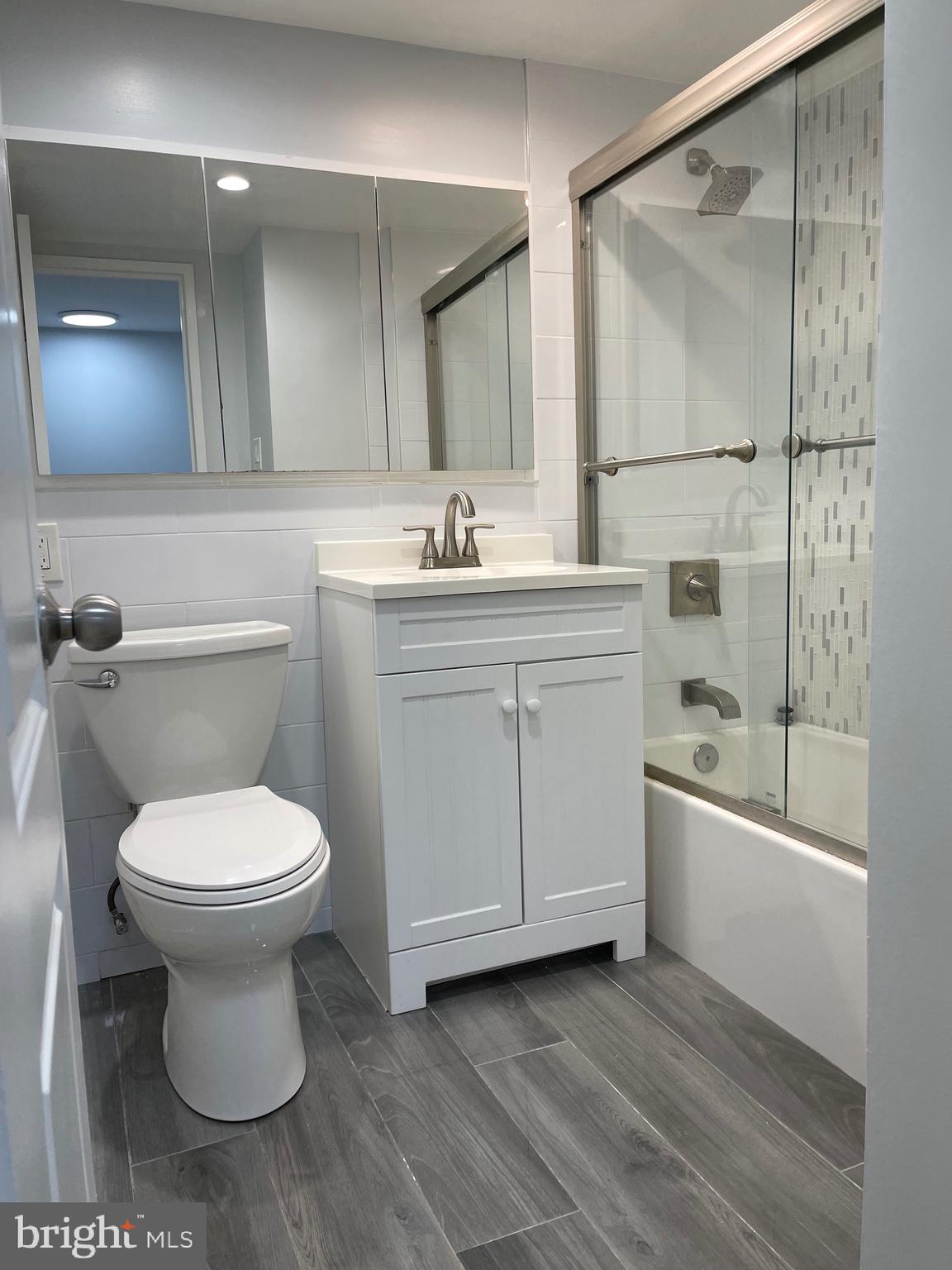 244 G STREET SW 130
