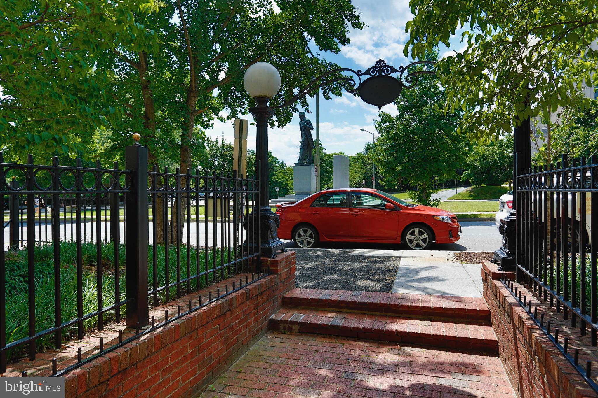 1511 22ND STREET NW 24
