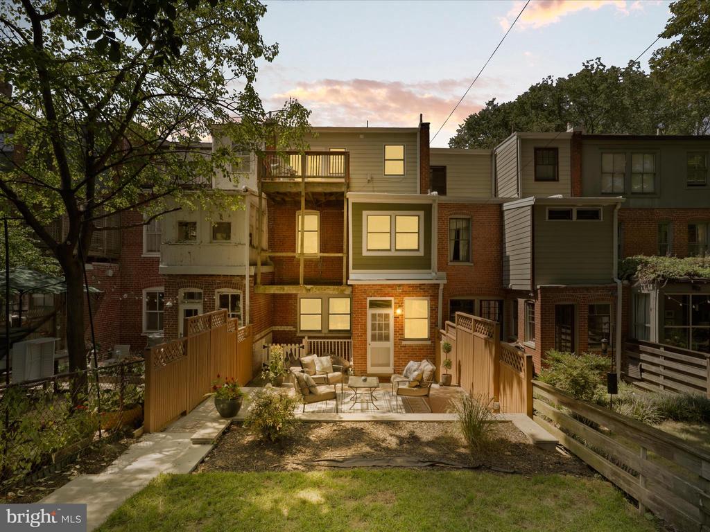 2013 PARK ROAD NW