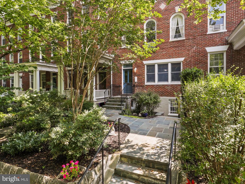 2013 PARK ROAD NW