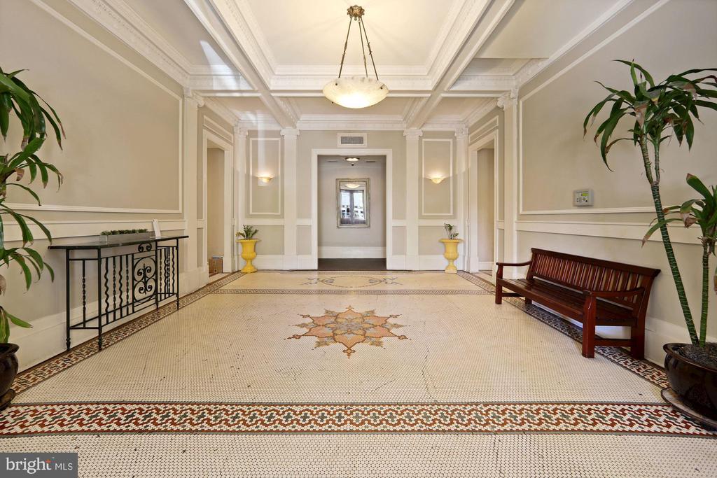 1851 COLUMBIA ROAD NW 408