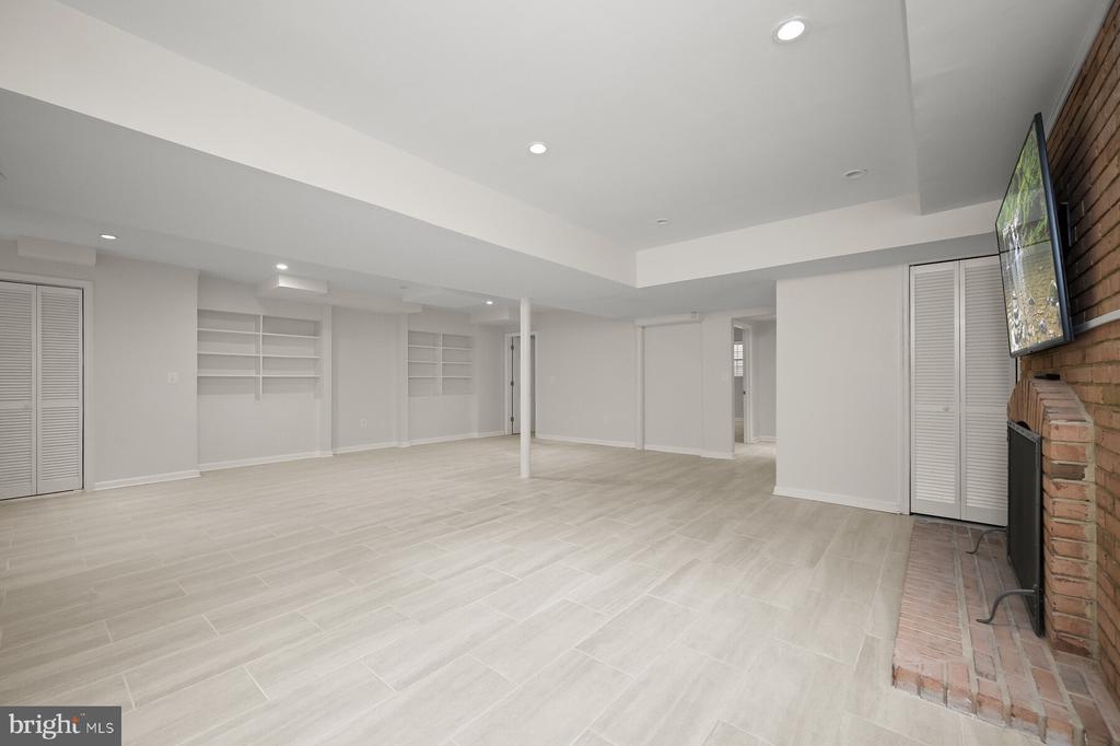 4255 FORDHAM ROAD NW