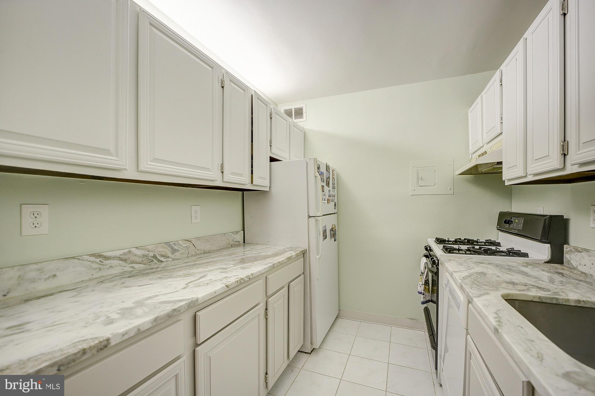 2711 ORDWAY STREET NW 209