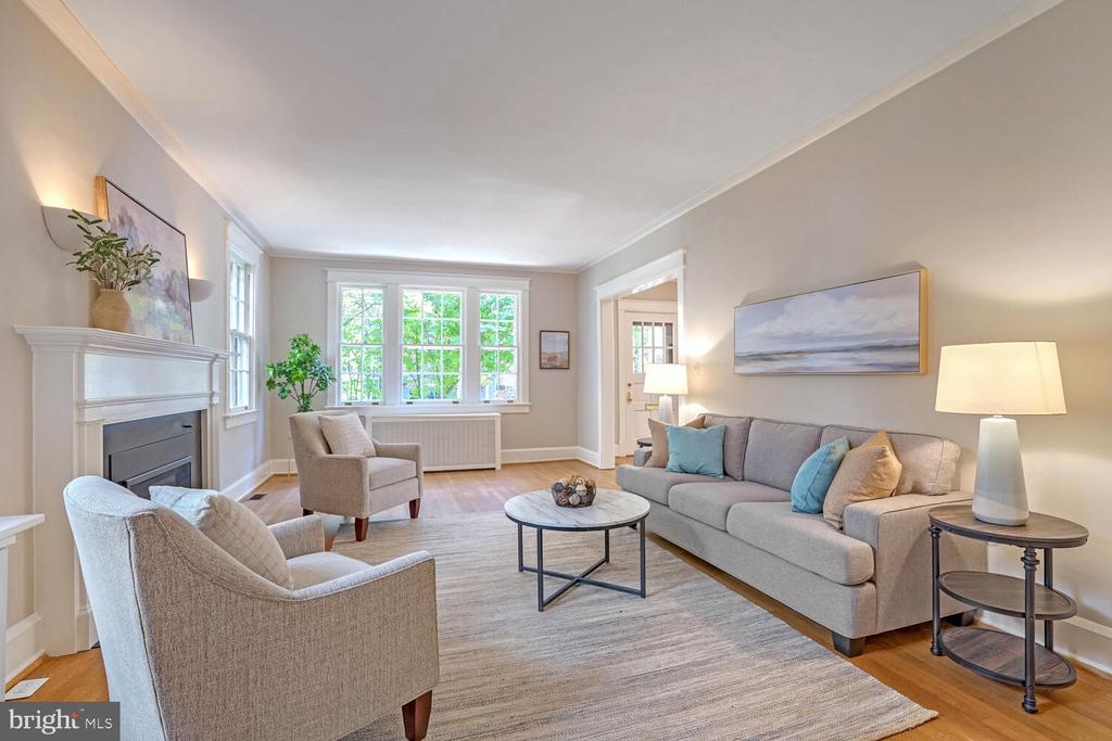 2560 36TH STREET NW