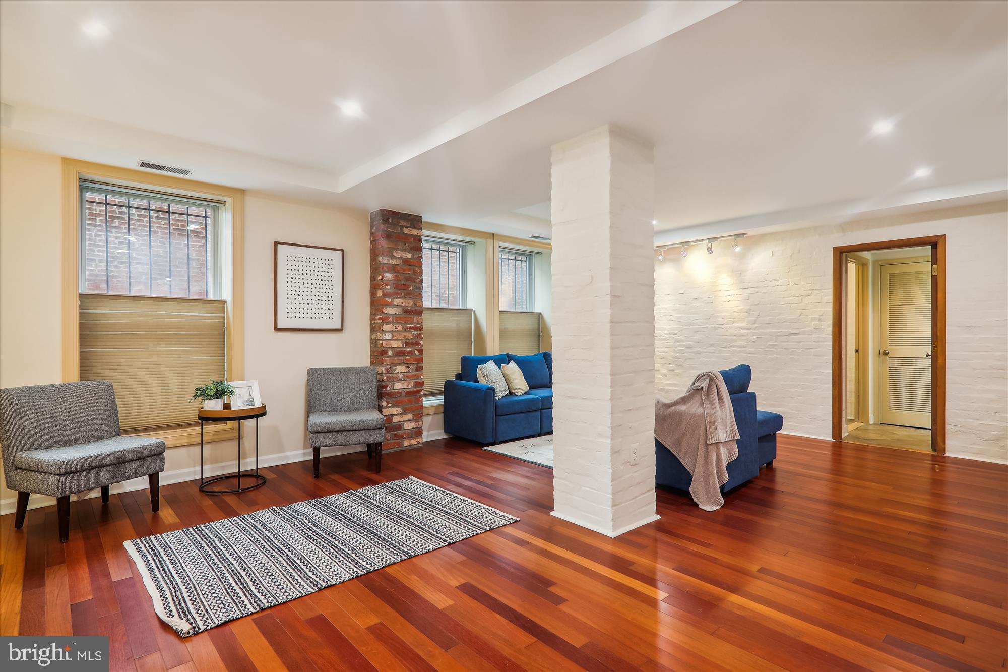 2038 18TH STREET NW T1