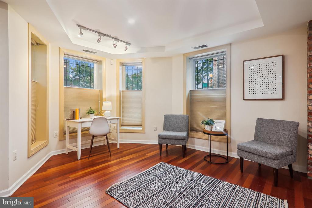 2038 18TH STREET NW T1