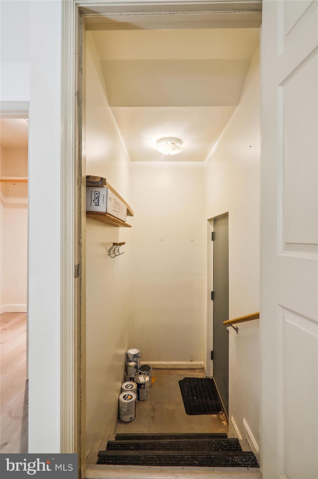 2038 18TH STREET NW T1