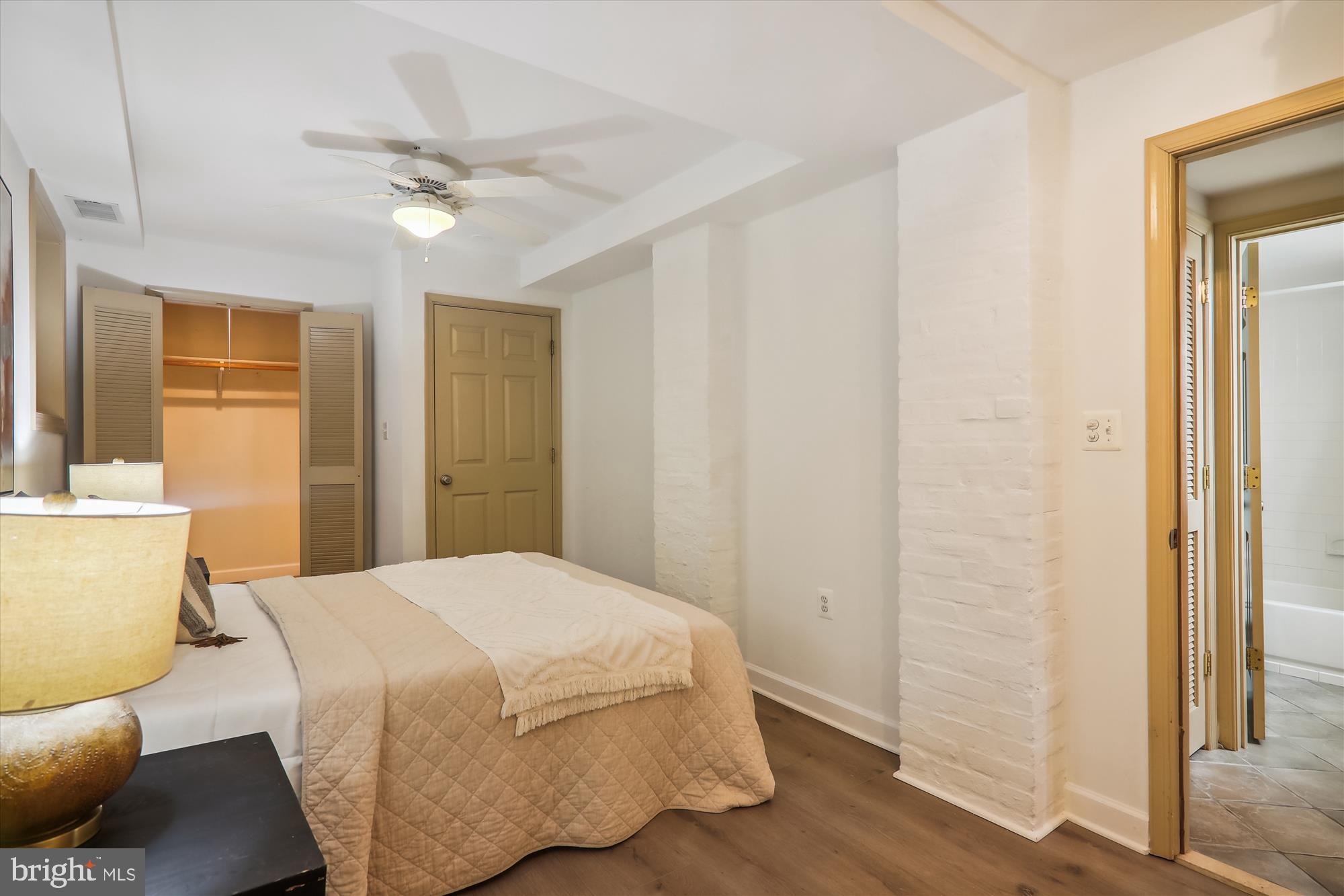 2038 18TH STREET NW T1