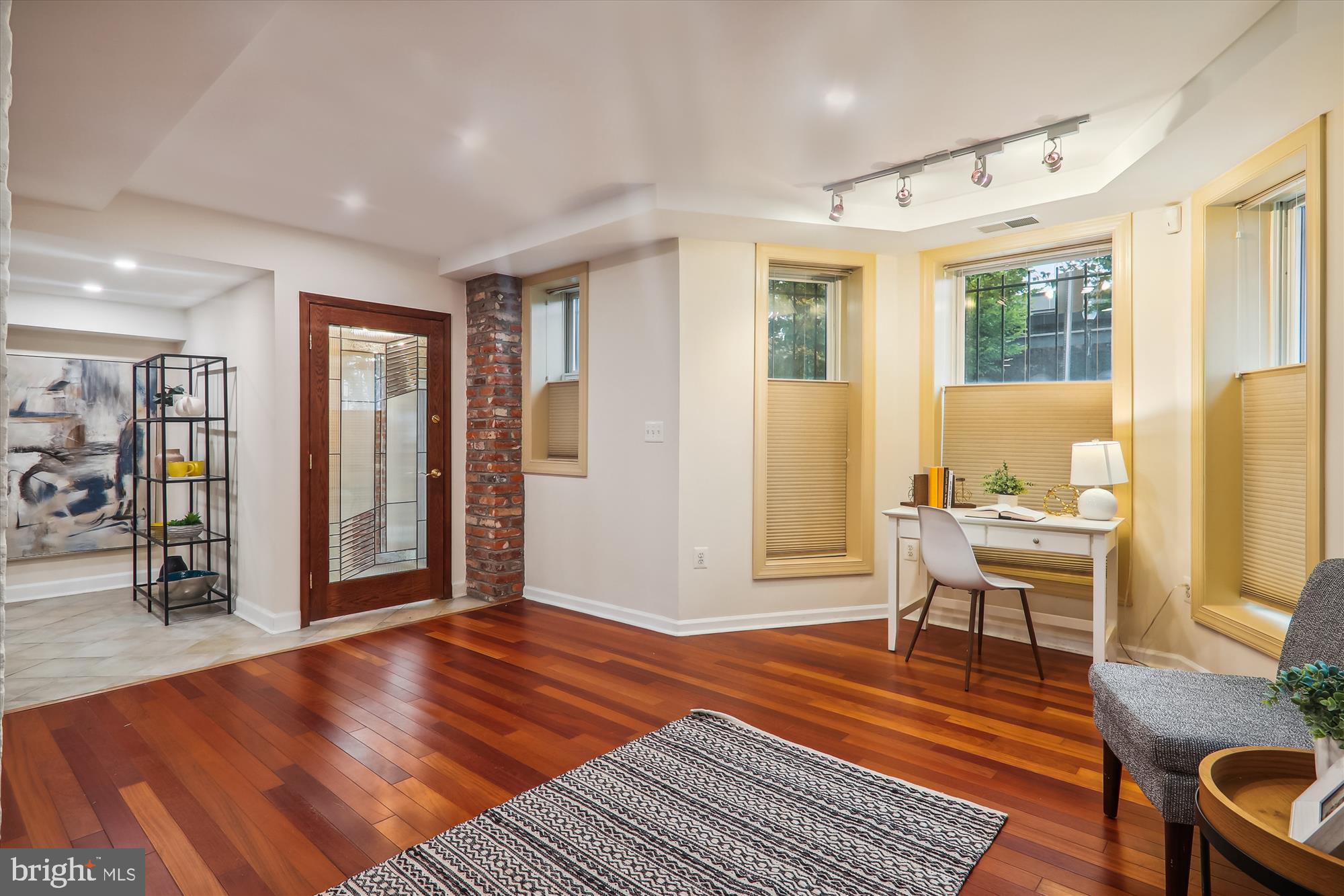 2038 18TH STREET NW T1