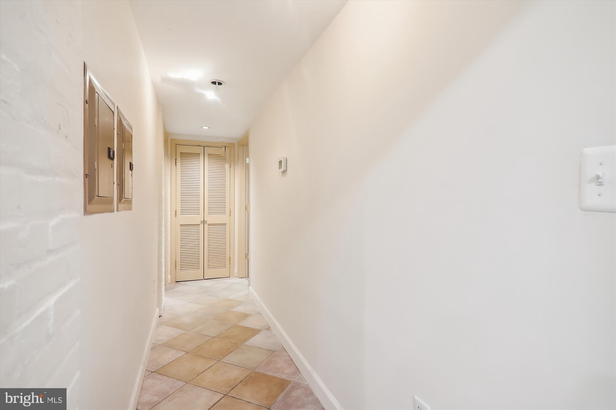 2038 18TH STREET NW T1