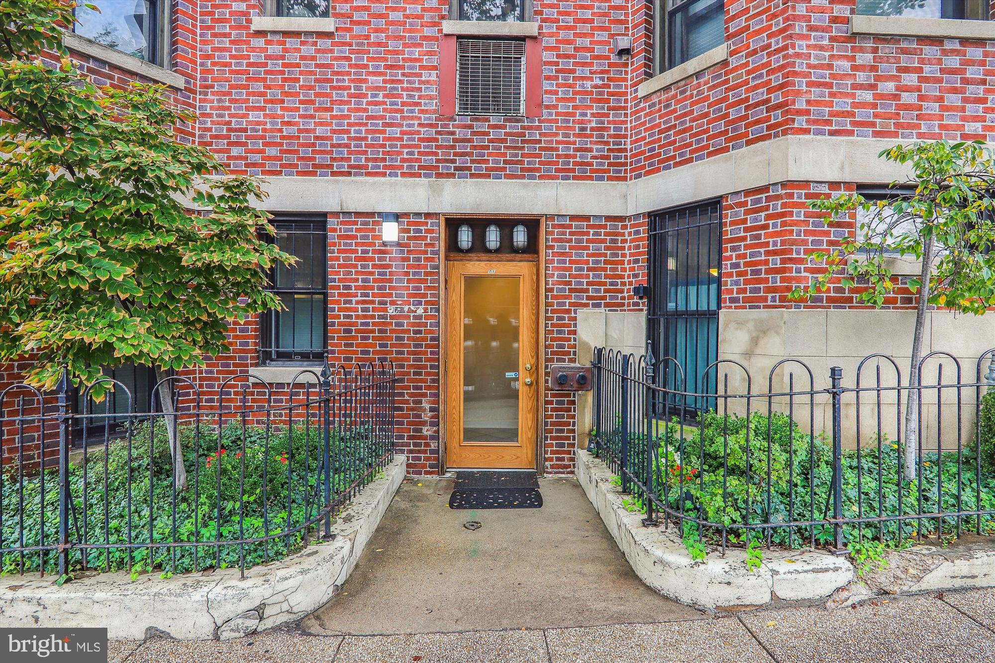 2038 18TH STREET NW T1