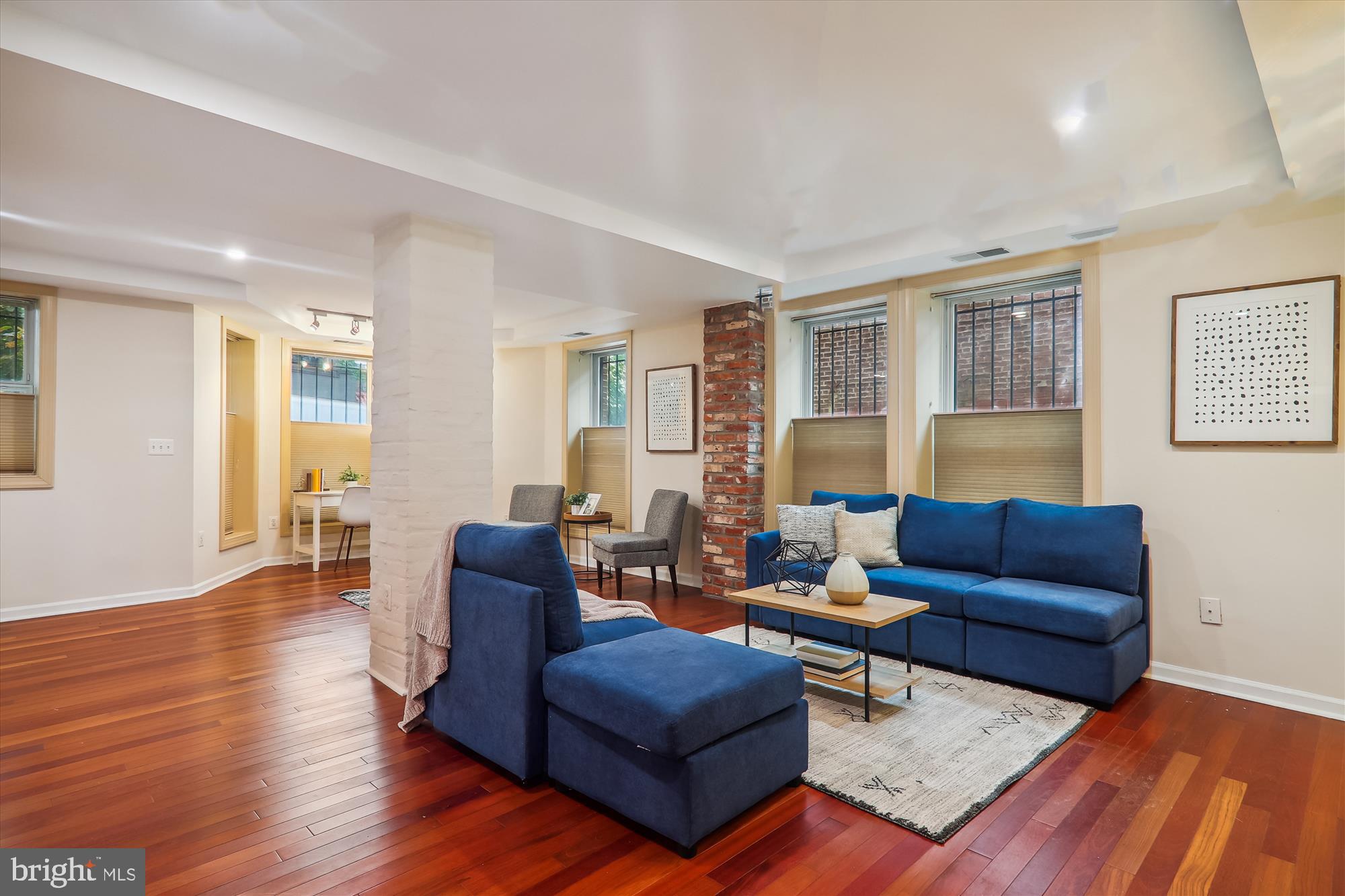 2038 18TH STREET NW T1