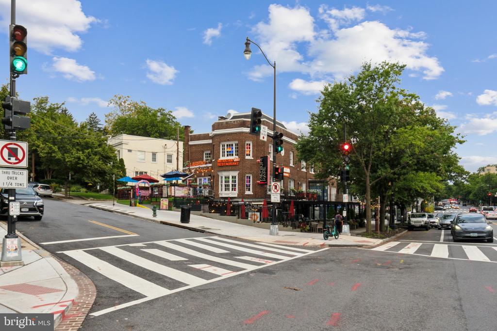 3039 MACOMB STREET NW 11