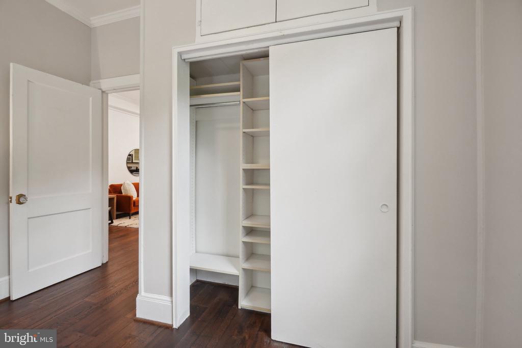 3039 MACOMB STREET NW 11