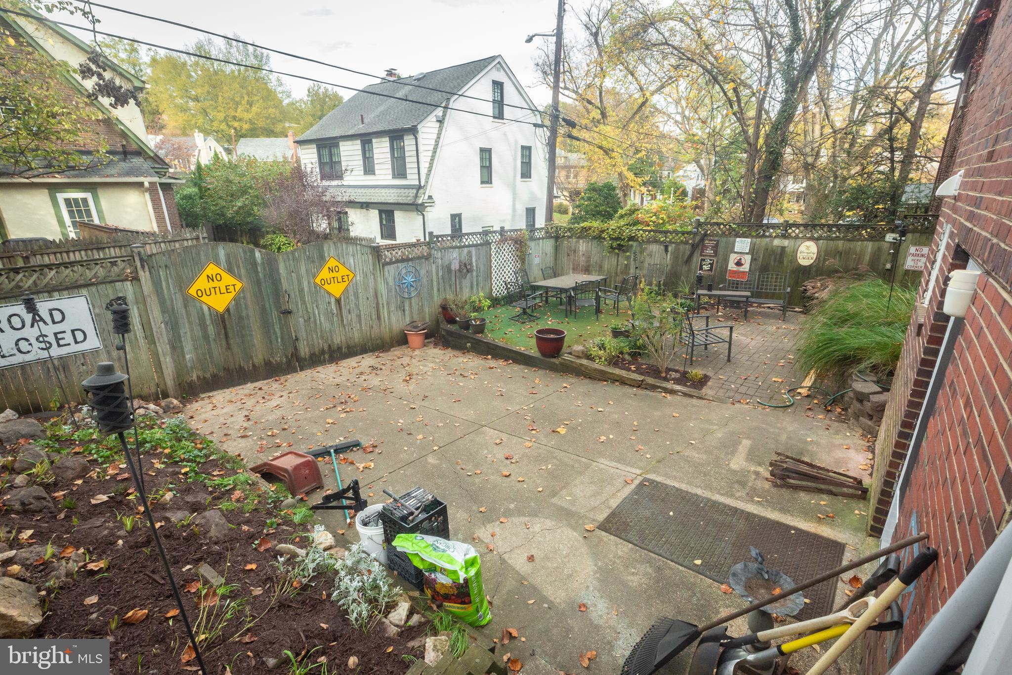 3613 JOCELYN STREET NW