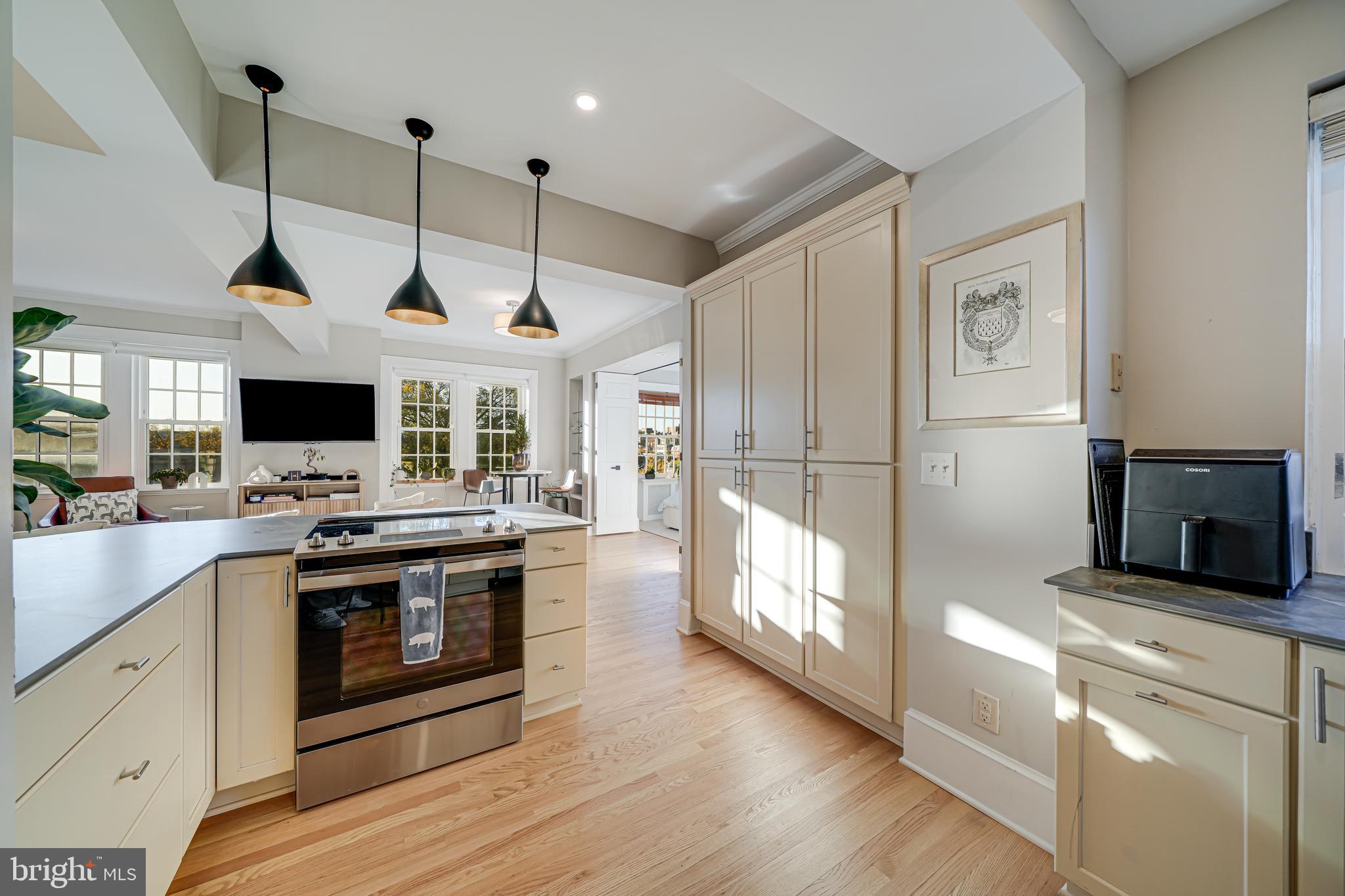 1925 16TH STREET NW 502