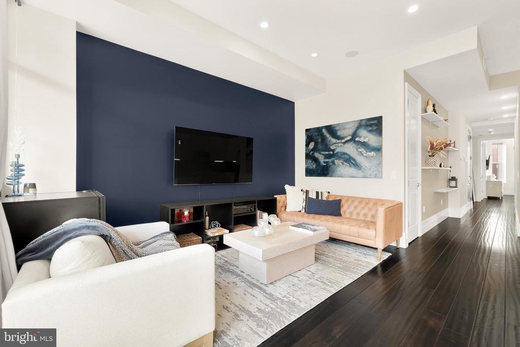 1226 11TH STREET NW 300