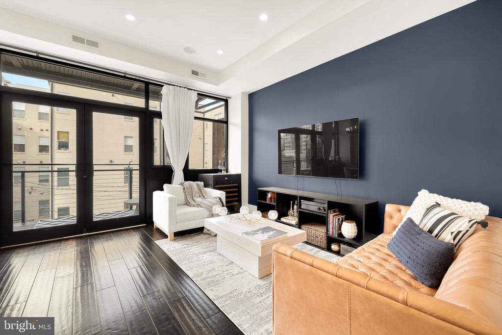 1226 11TH STREET NW 300