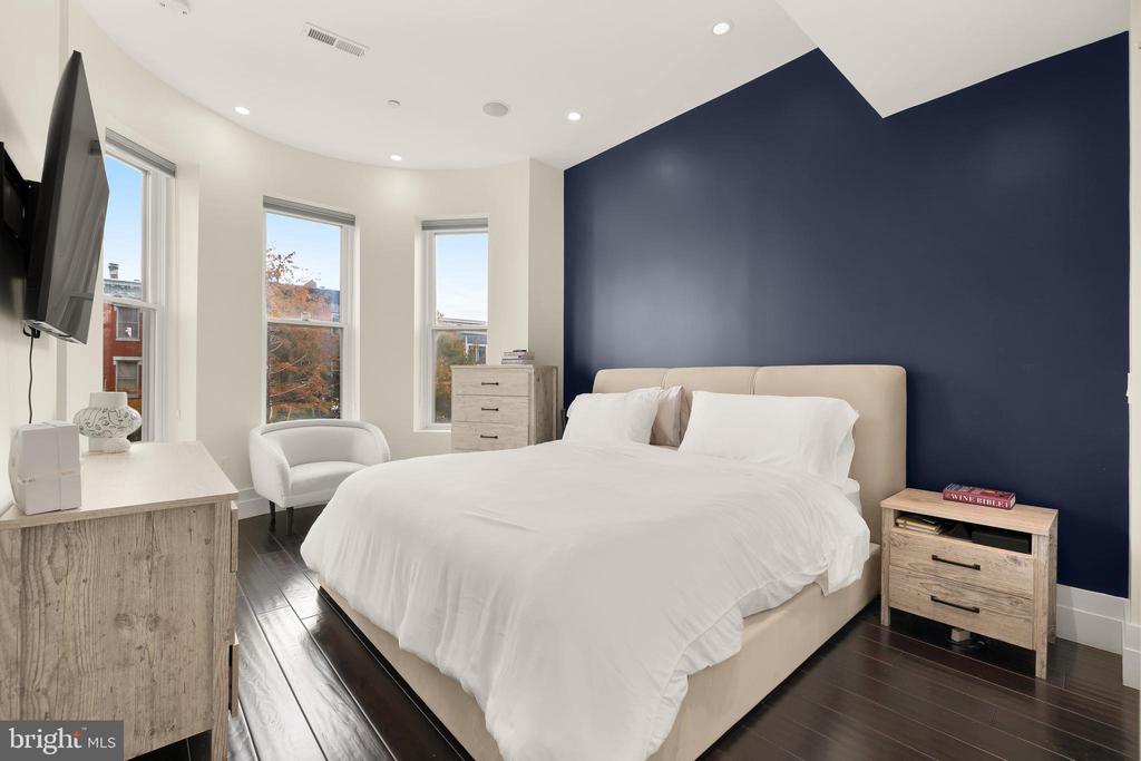 1226 11TH STREET NW 300