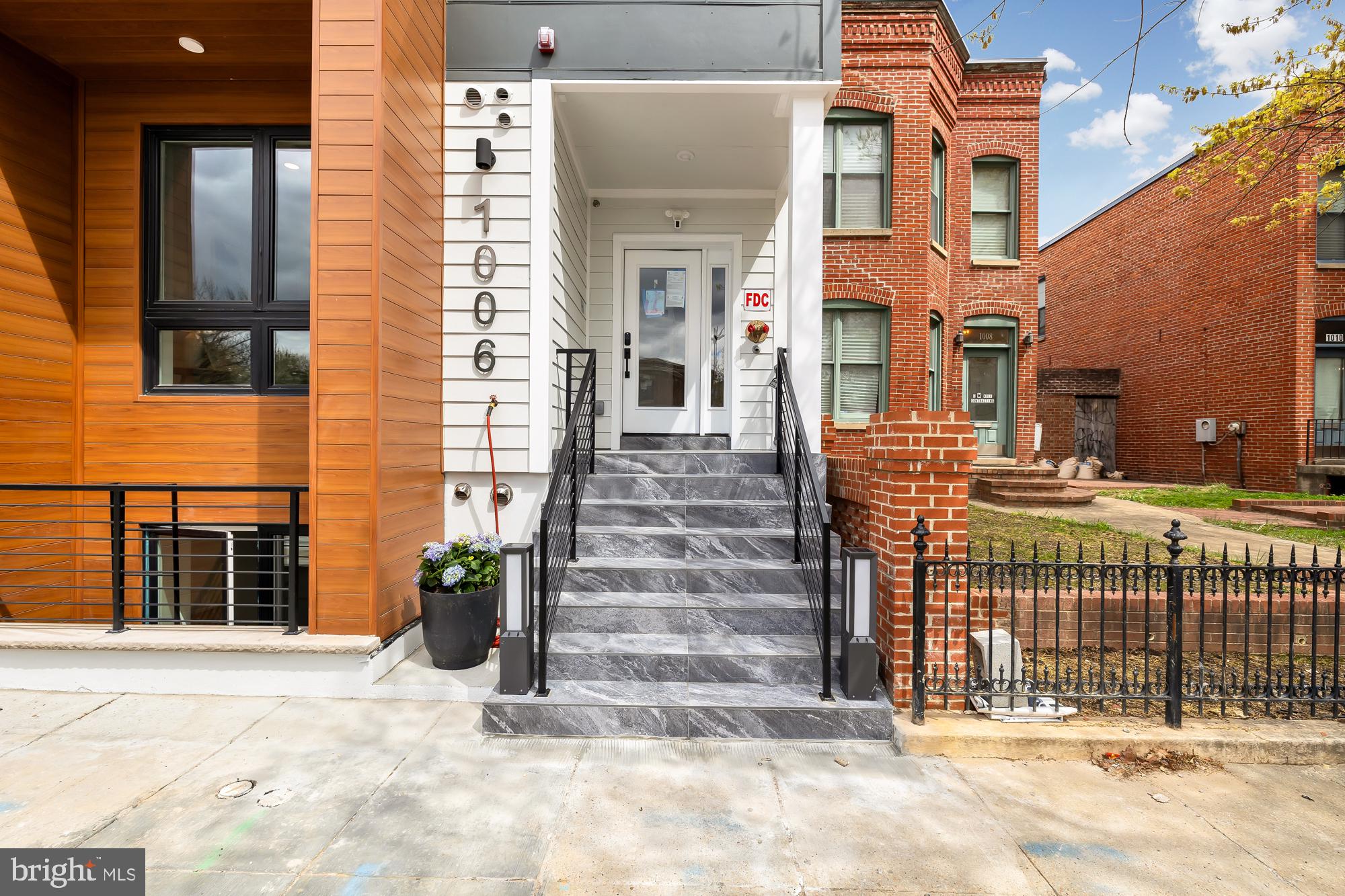 1006 FLORIDA AVENUE NE PH1