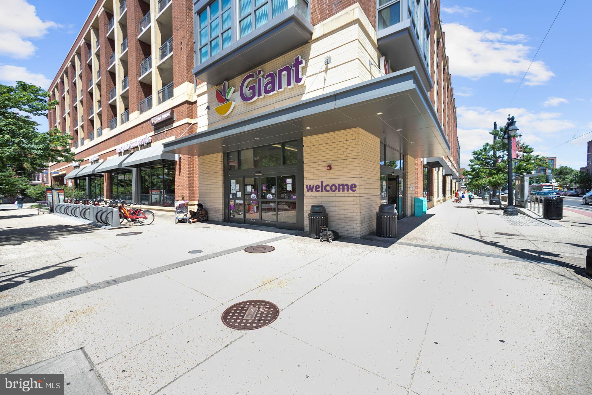 301 H STREET NE 305