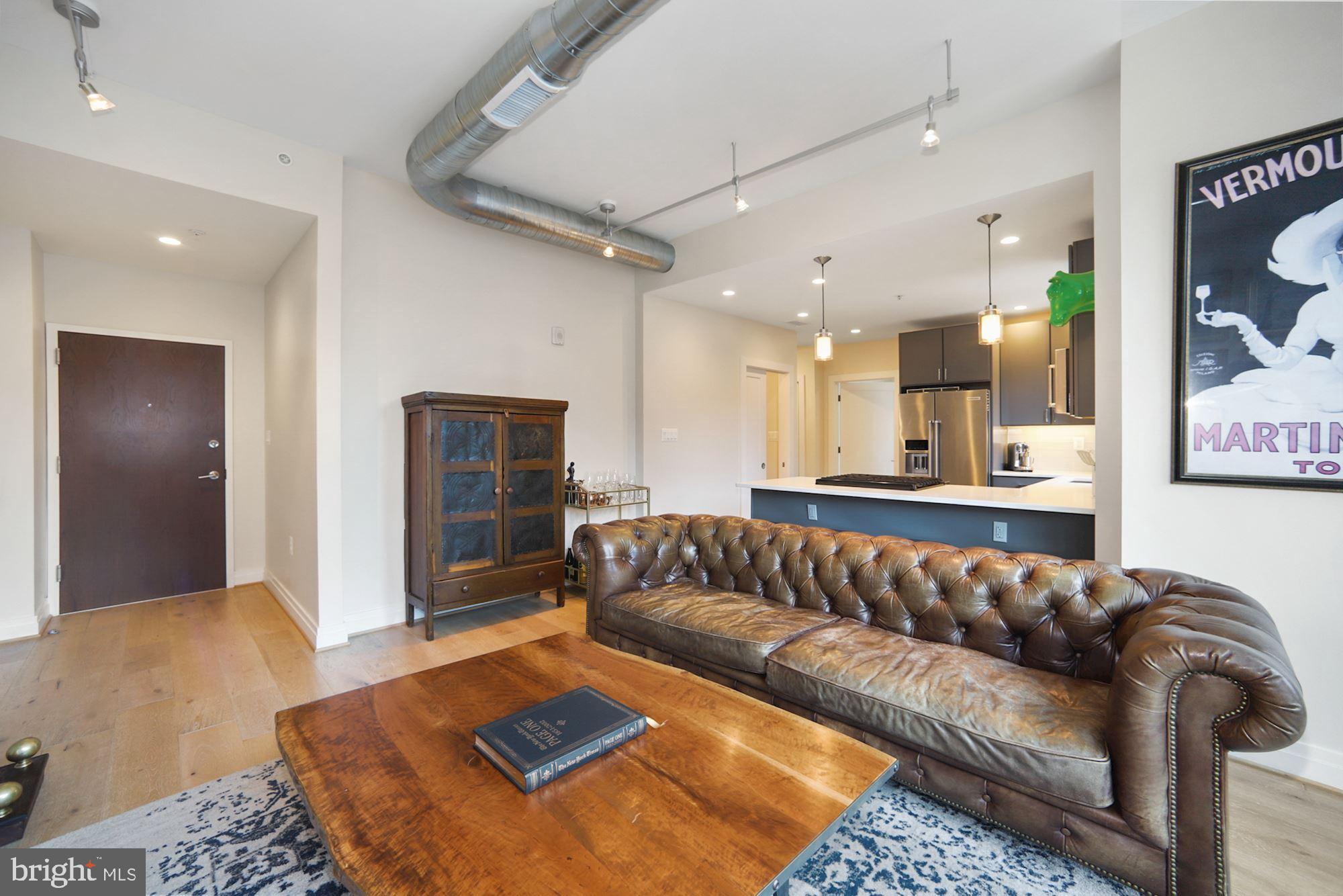 301 H STREET NE 305