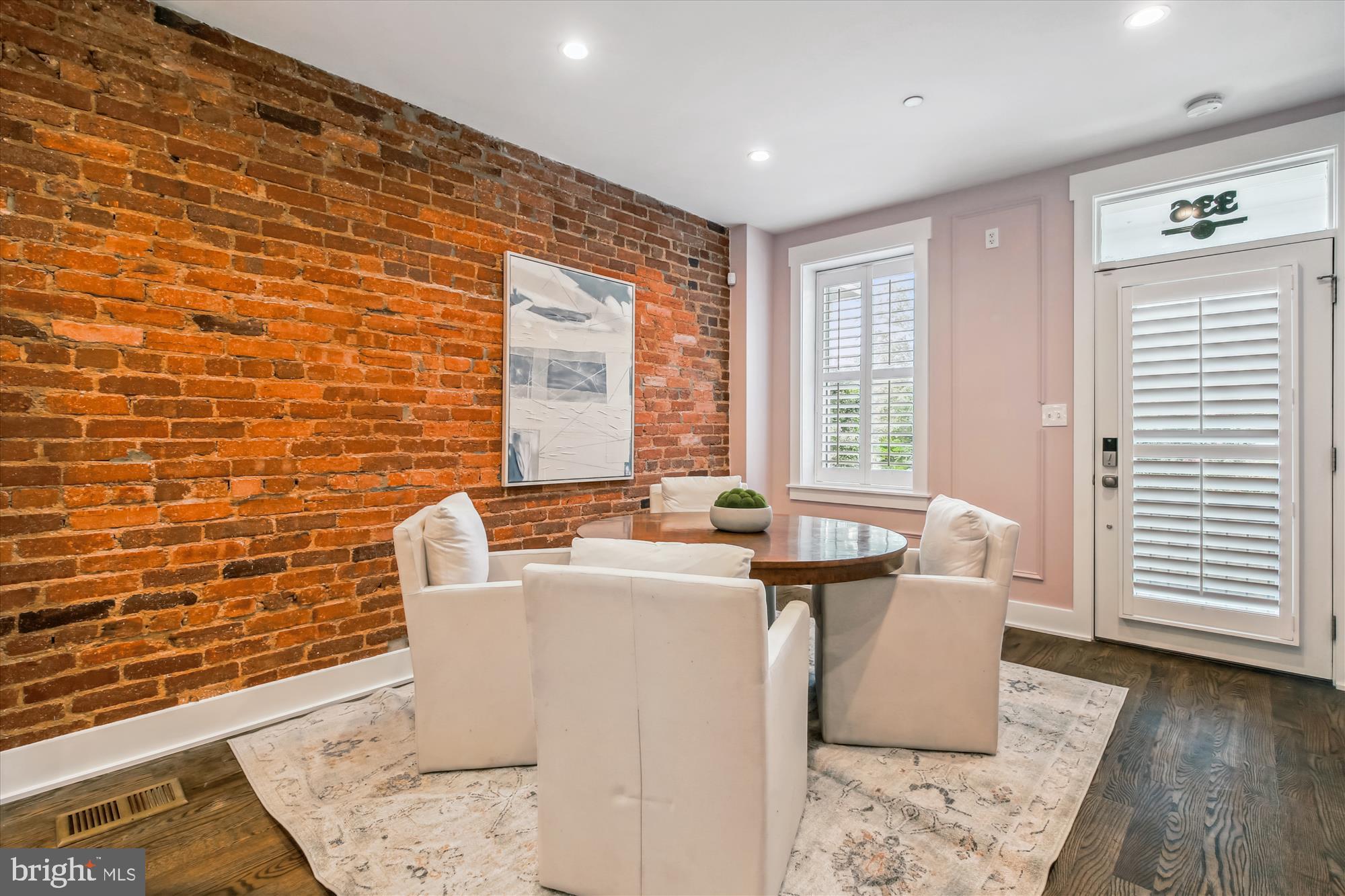 336 15TH STREET NE 1