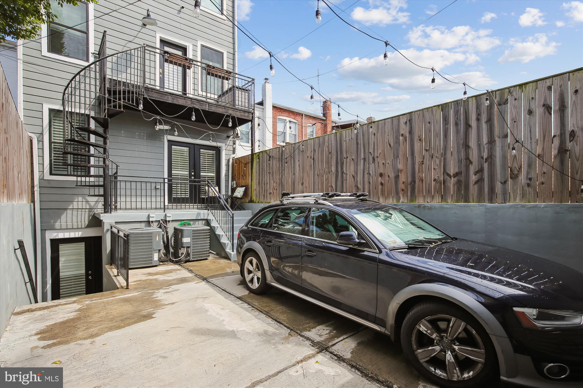 336 15TH STREET NE 1