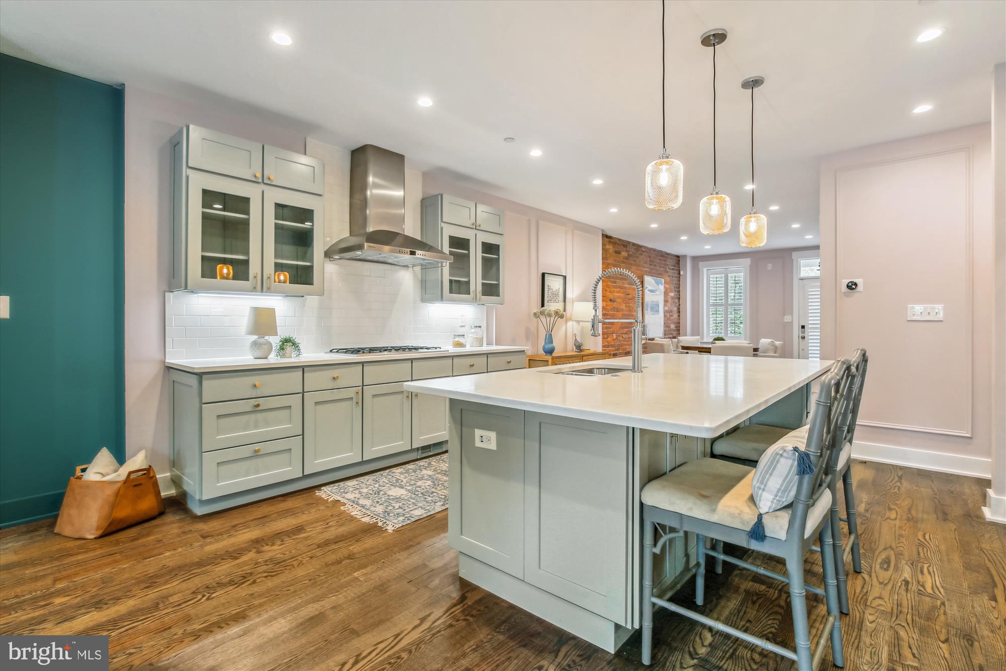 336 15TH STREET NE 1