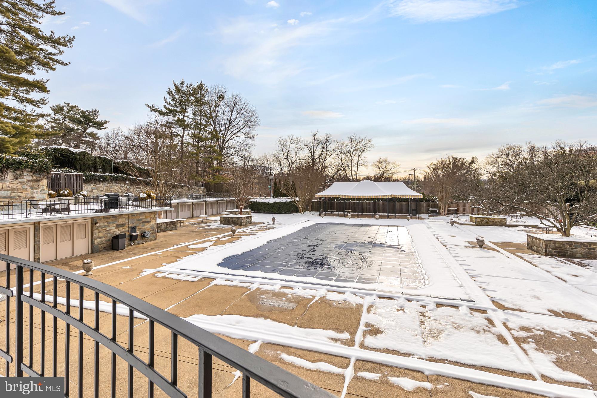 2801 NEW MEXICO AVENUE NW 605