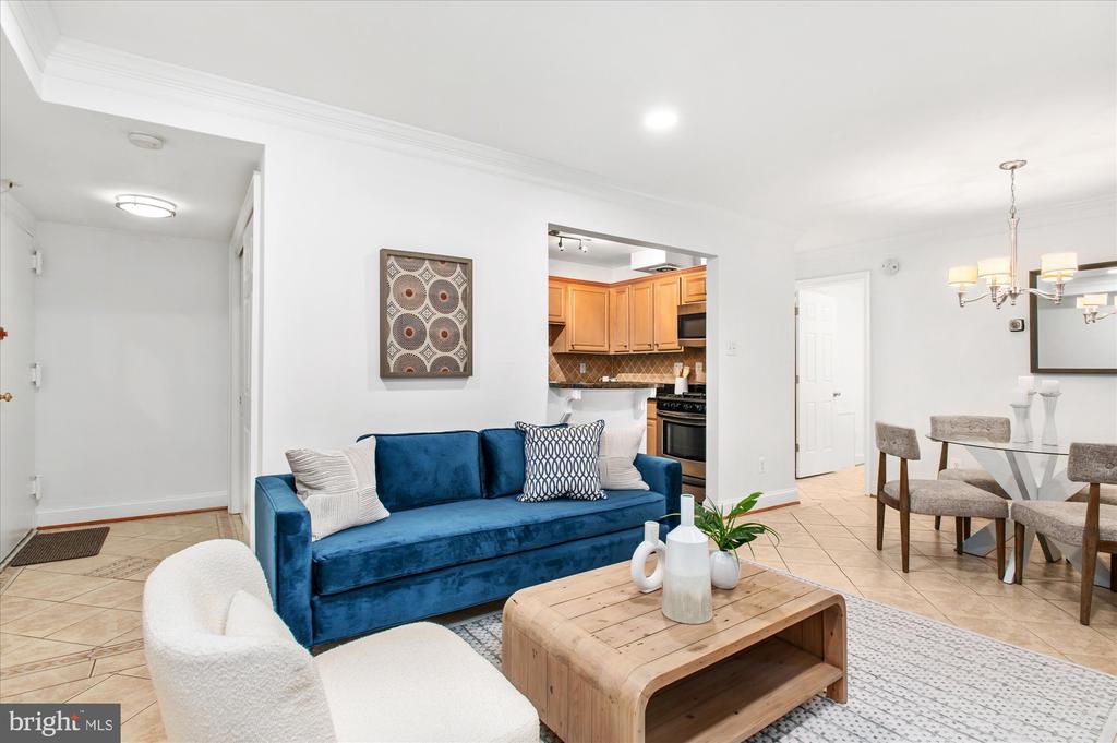 4545 MACARTHUR BOULEVARD NW G2