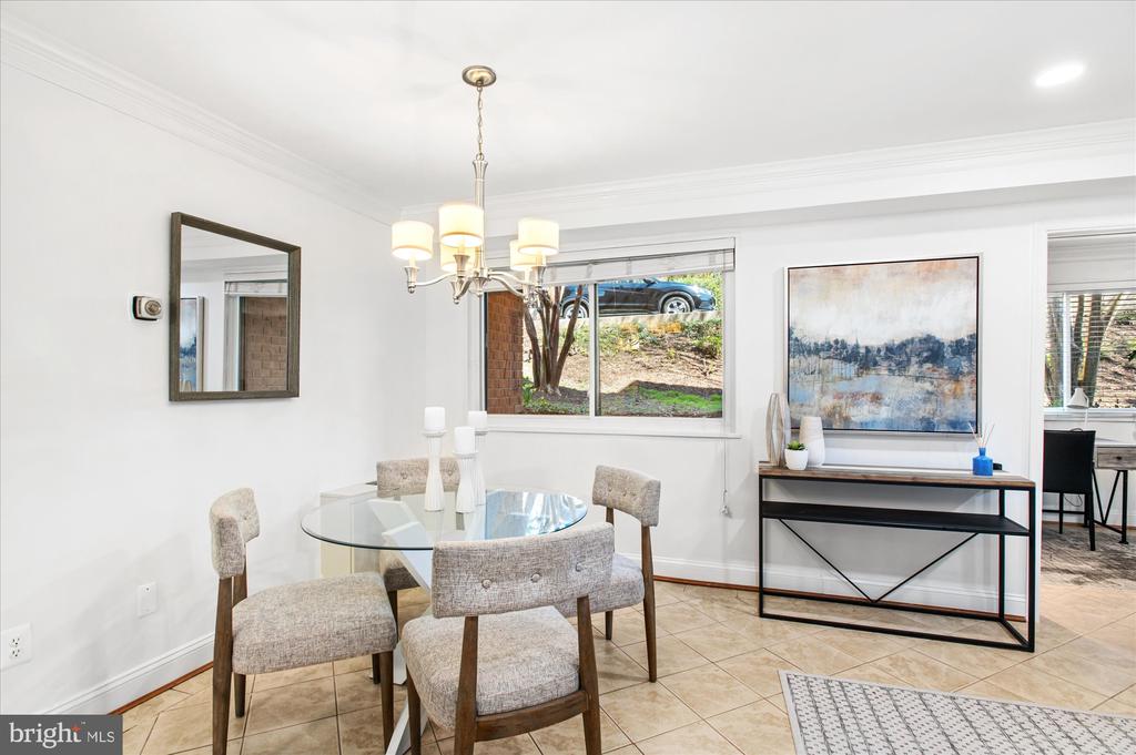 4545 MACARTHUR BOULEVARD NW G2