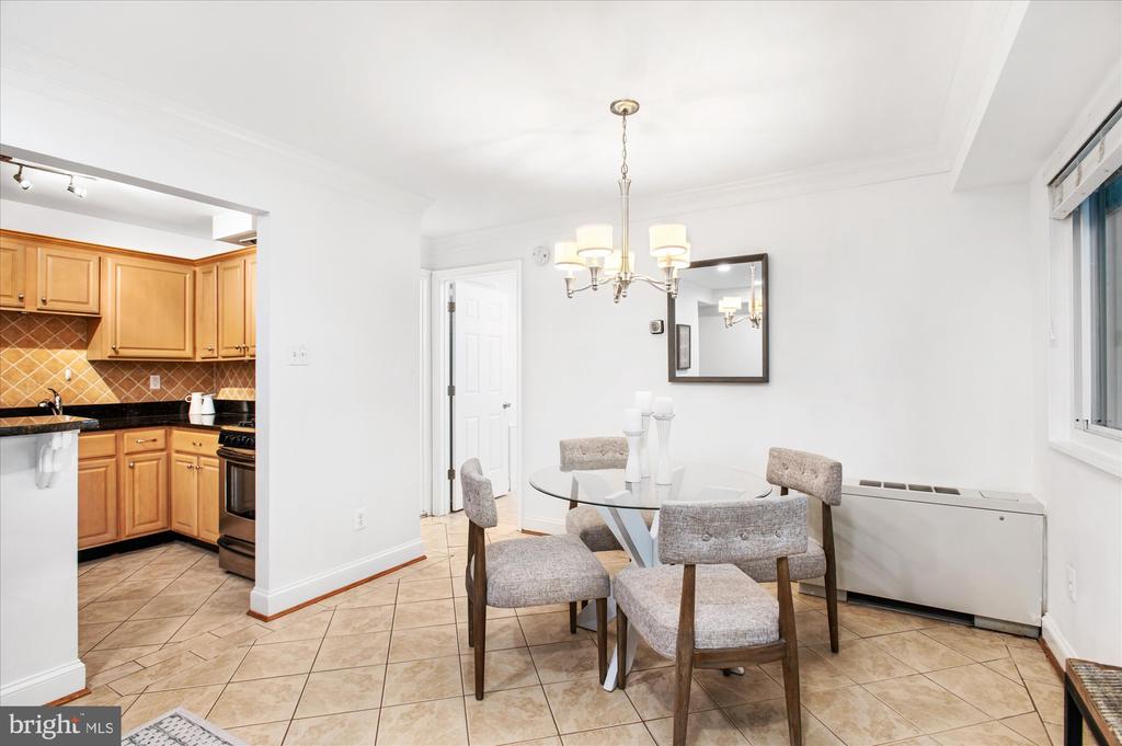 4545 MACARTHUR BOULEVARD NW G2