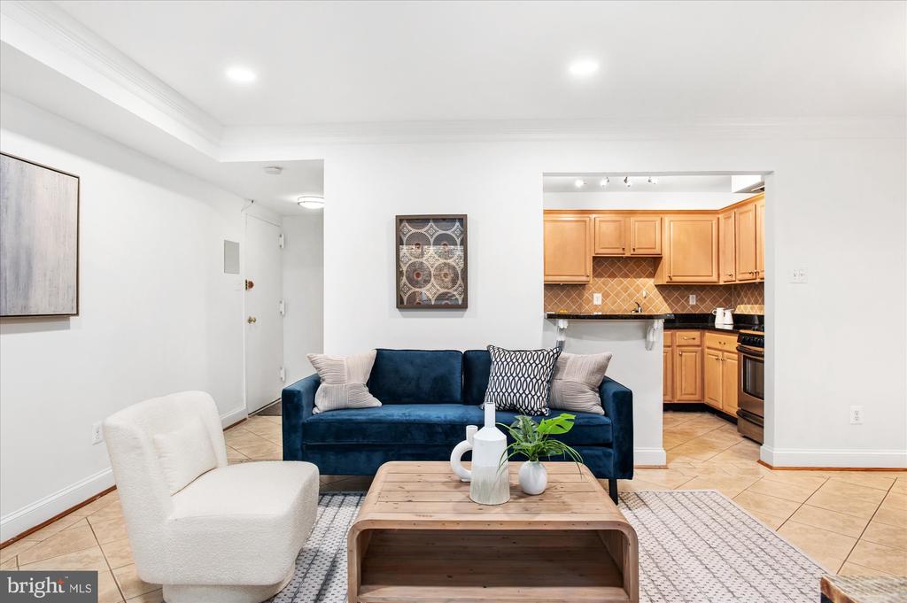 4545 MACARTHUR BOULEVARD NW G2