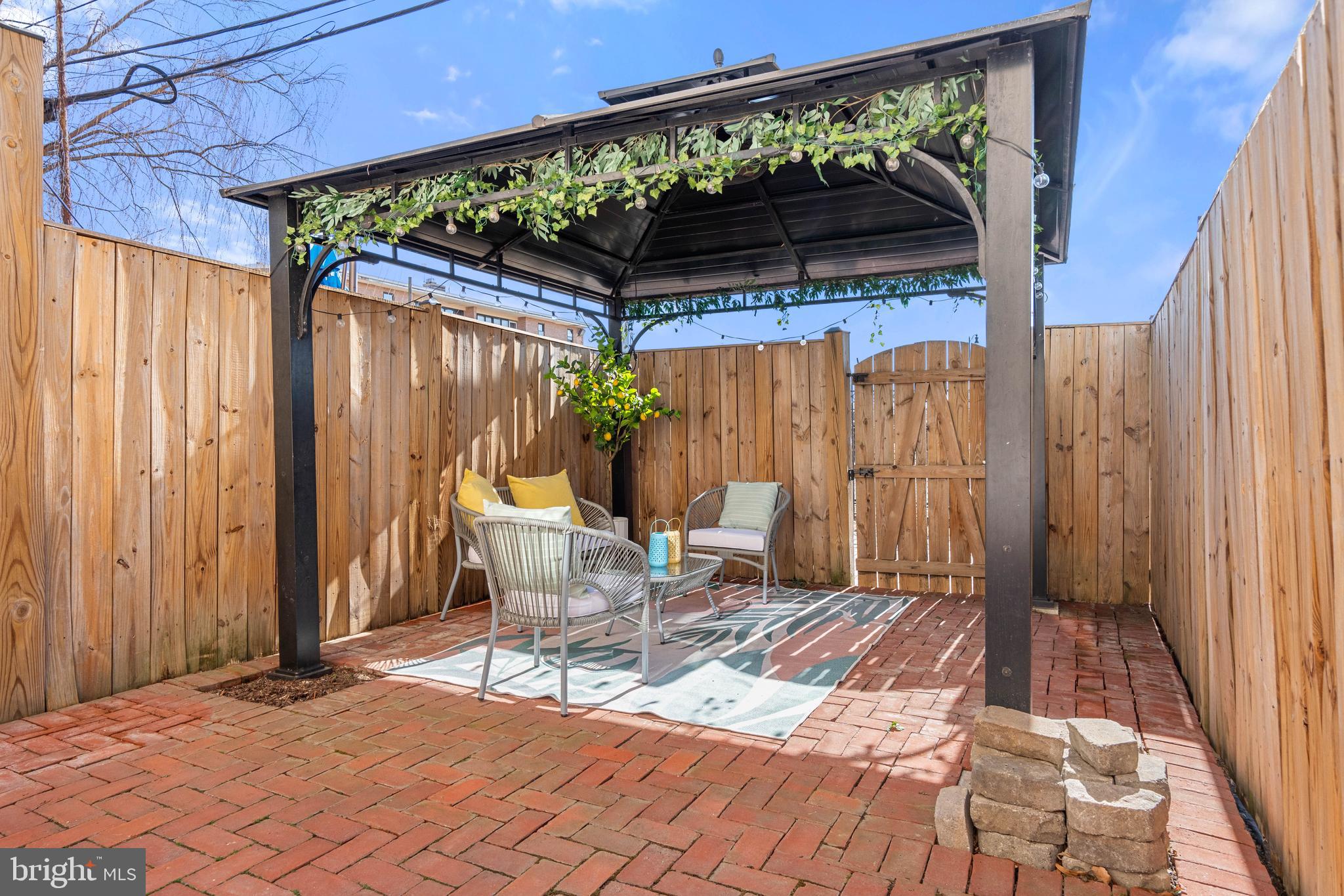 1235 K STREET SE