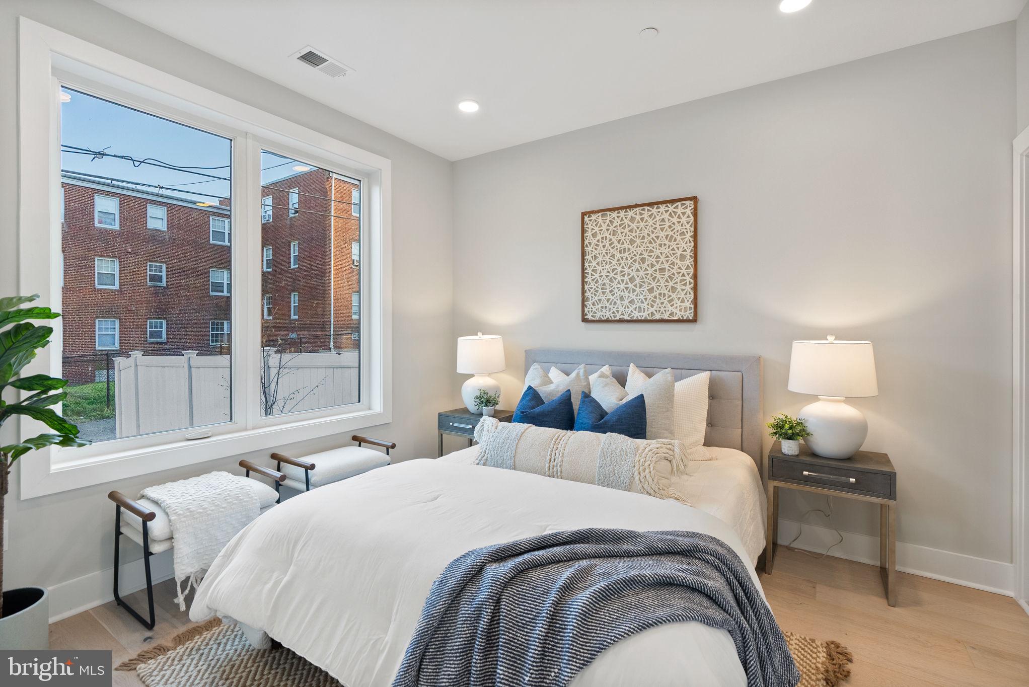 2019 M STREET NE 4