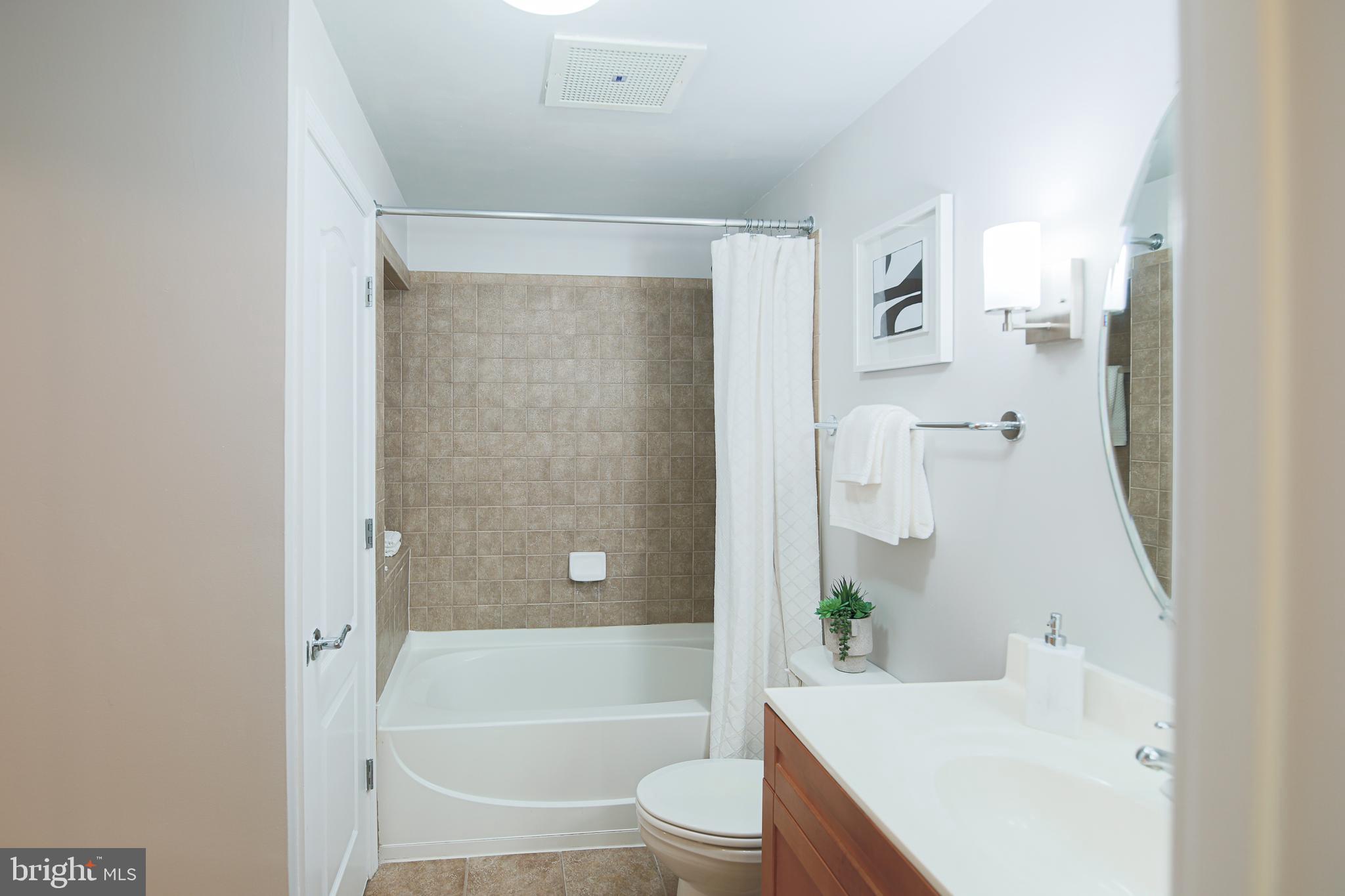 1111 11TH STREET NW 104