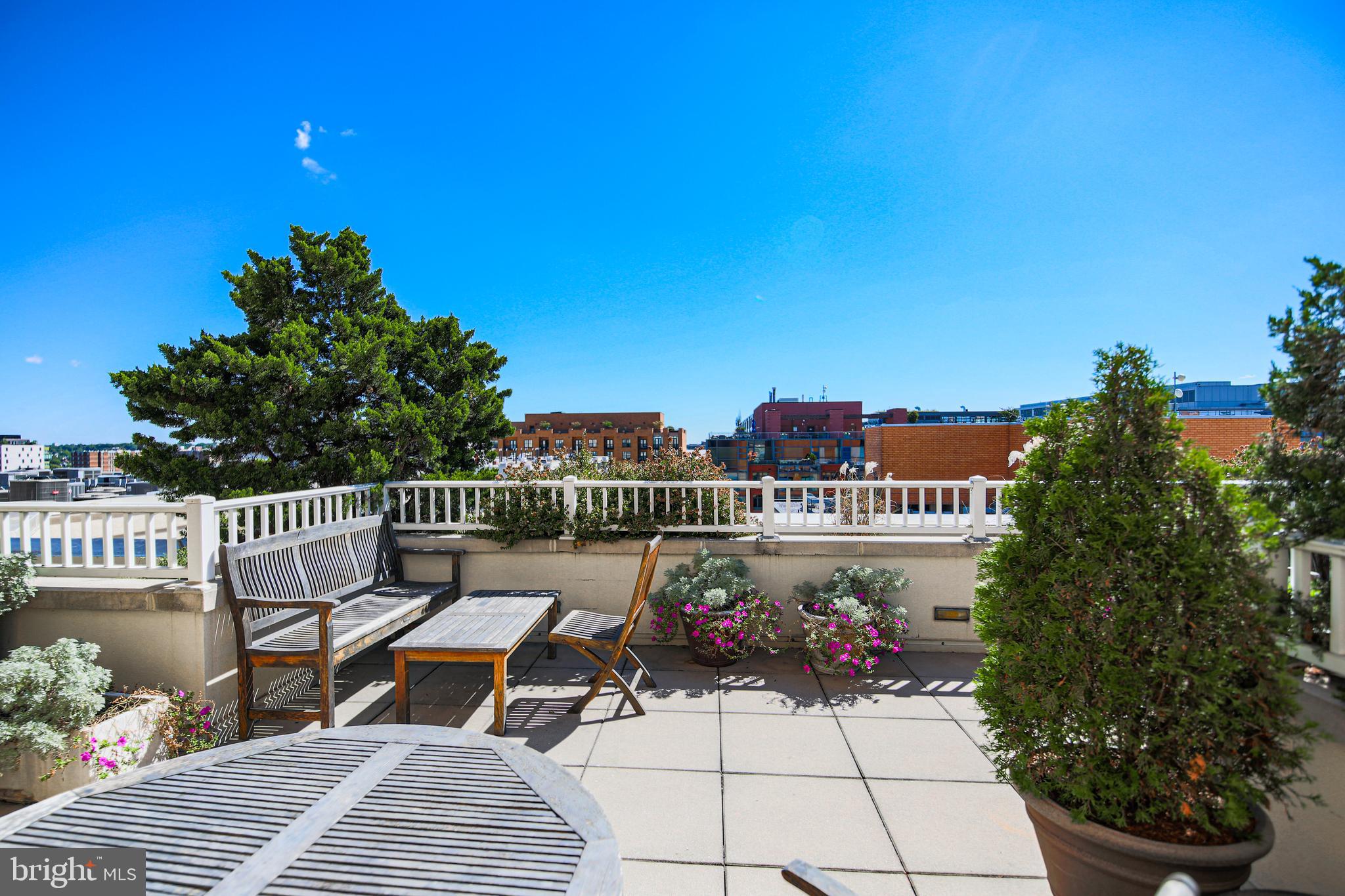 1111 11TH STREET NW 104