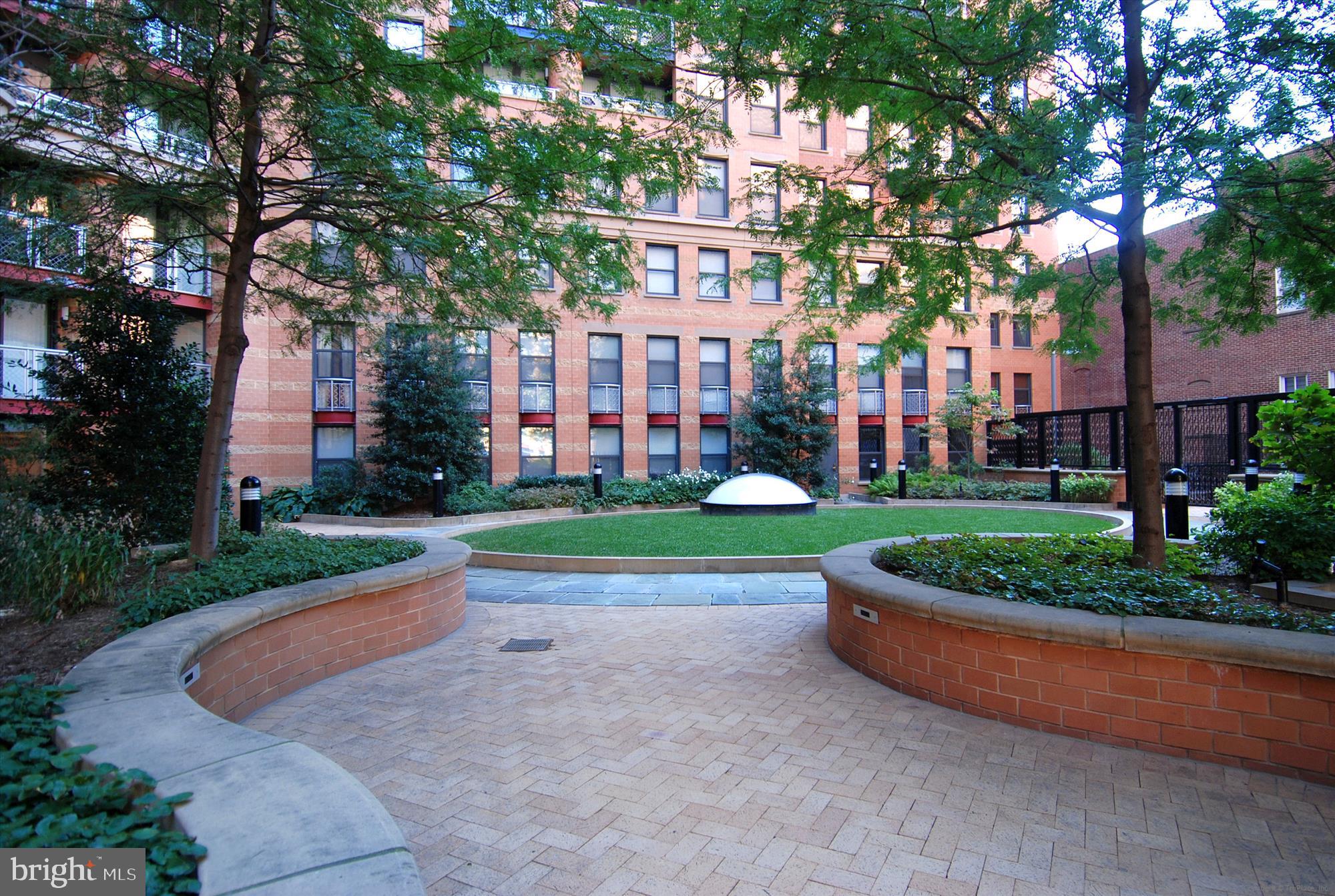 616 E STREET NW 1208