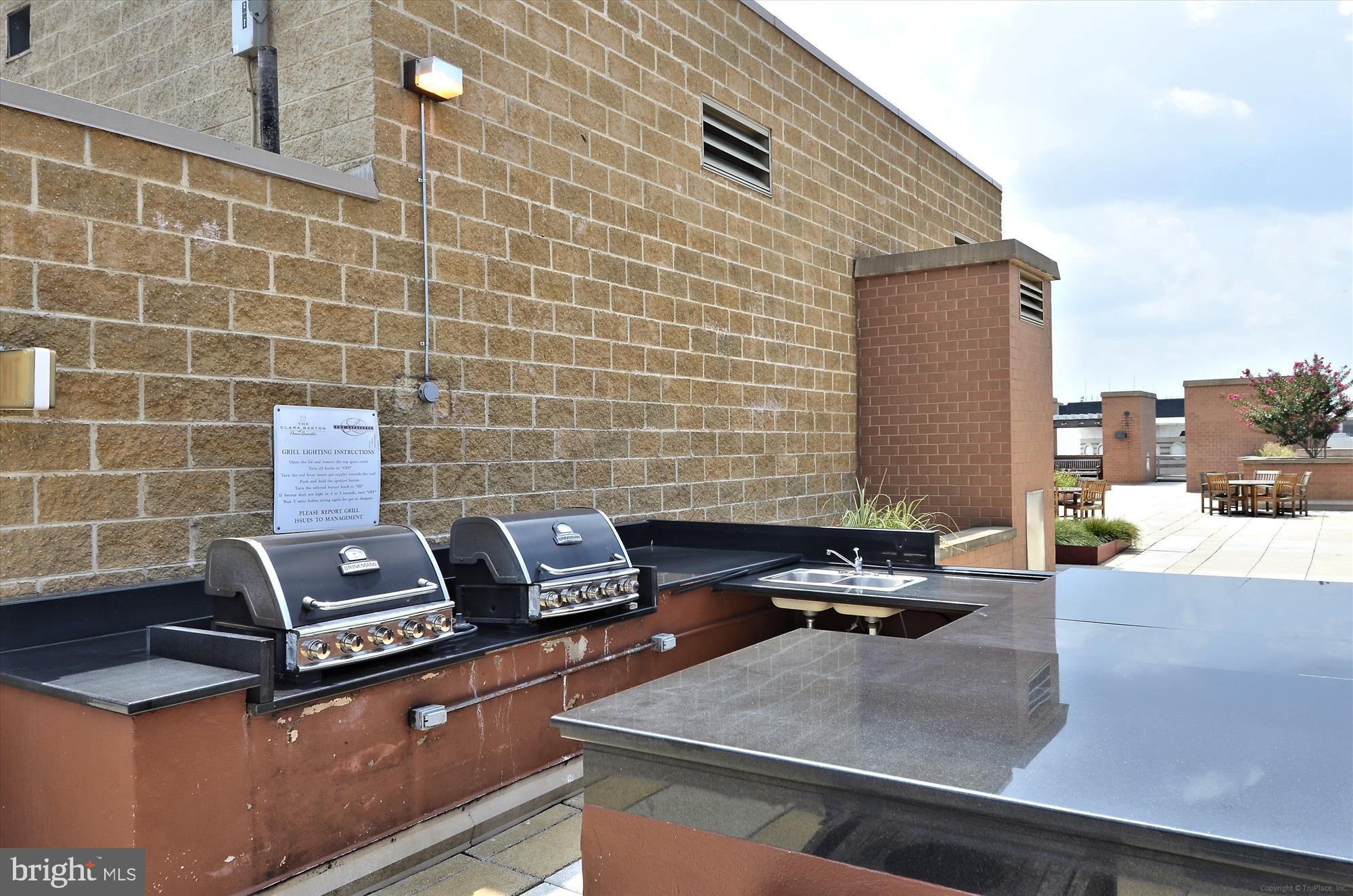 616 E STREET NW 1208