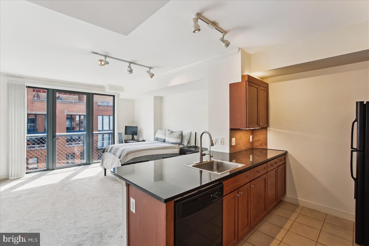 616 E STREET NW 1208