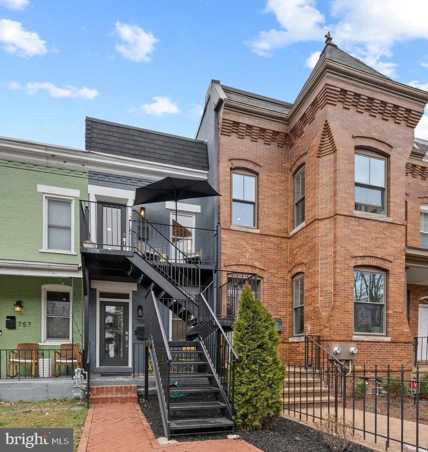 755 FAIRMONT STREET NW 2