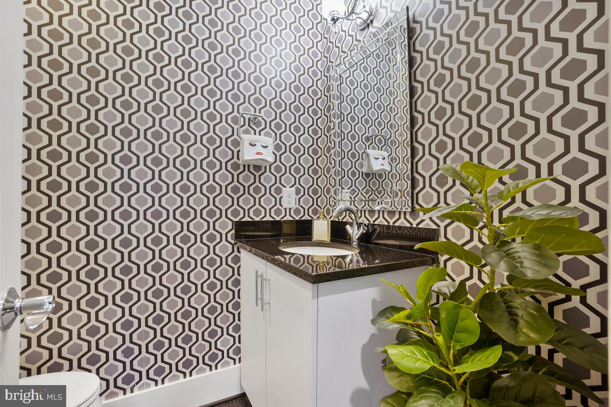 777 MORTON STREET NW A