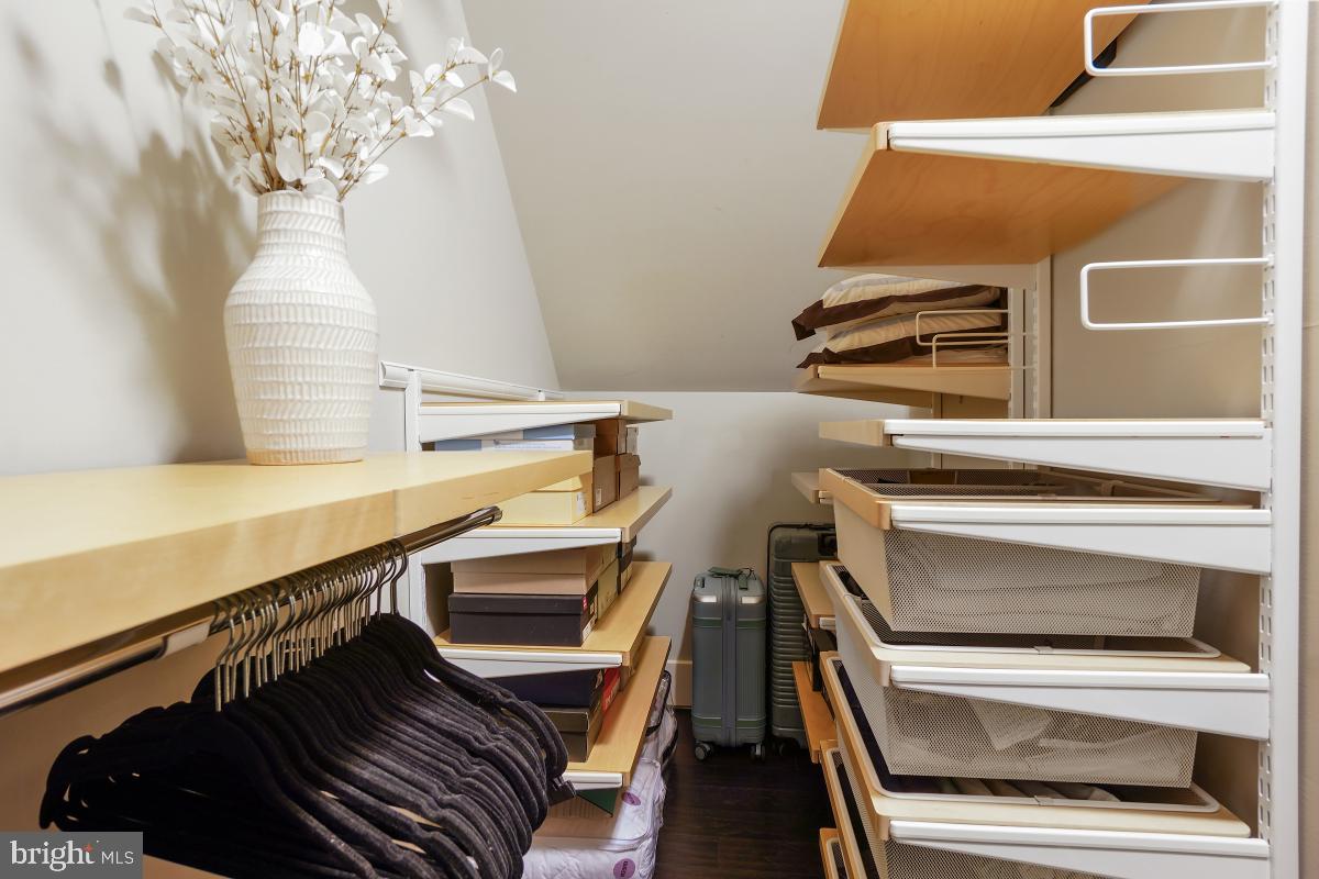 777 MORTON STREET NW A