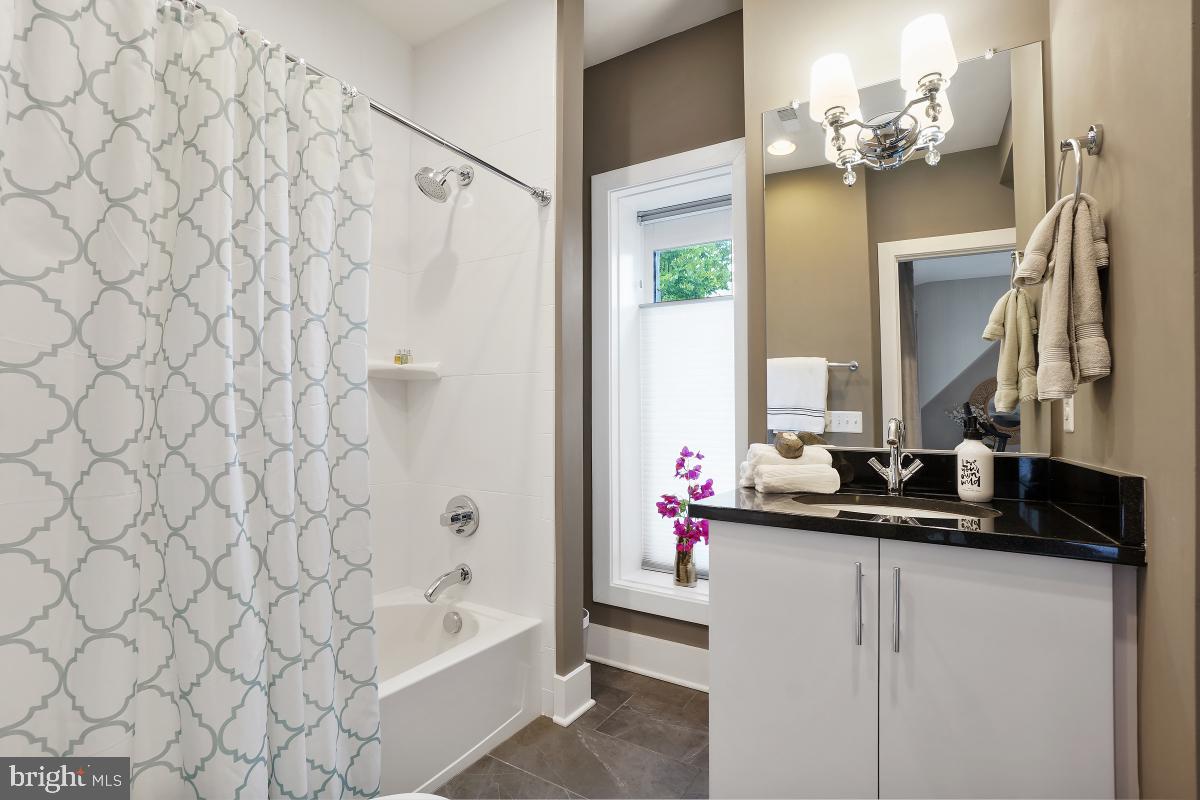 777 MORTON STREET NW A